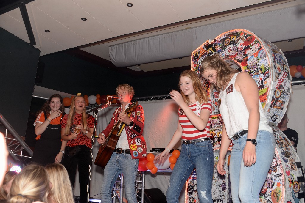 ../Images/Koningsnacht 2019 in VdG 089.jpg